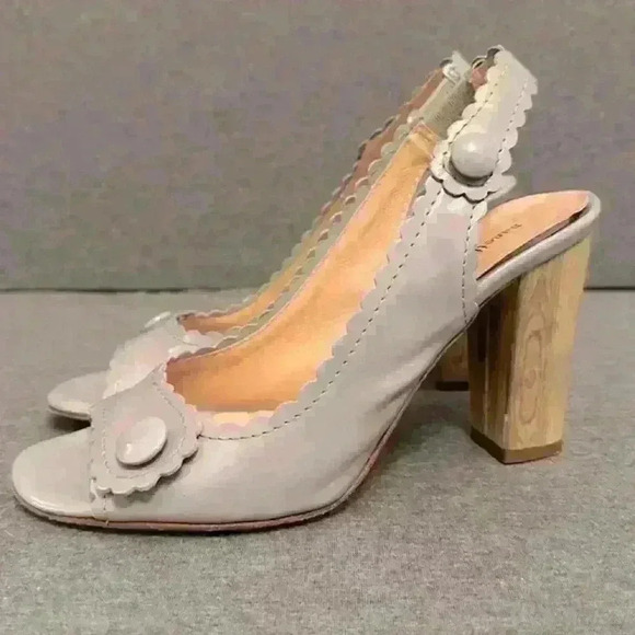Nanette Lepore Scalloped Open Toe Gray Patent Leather Pump Women’s Size 6.5 - Picture 10 of 14